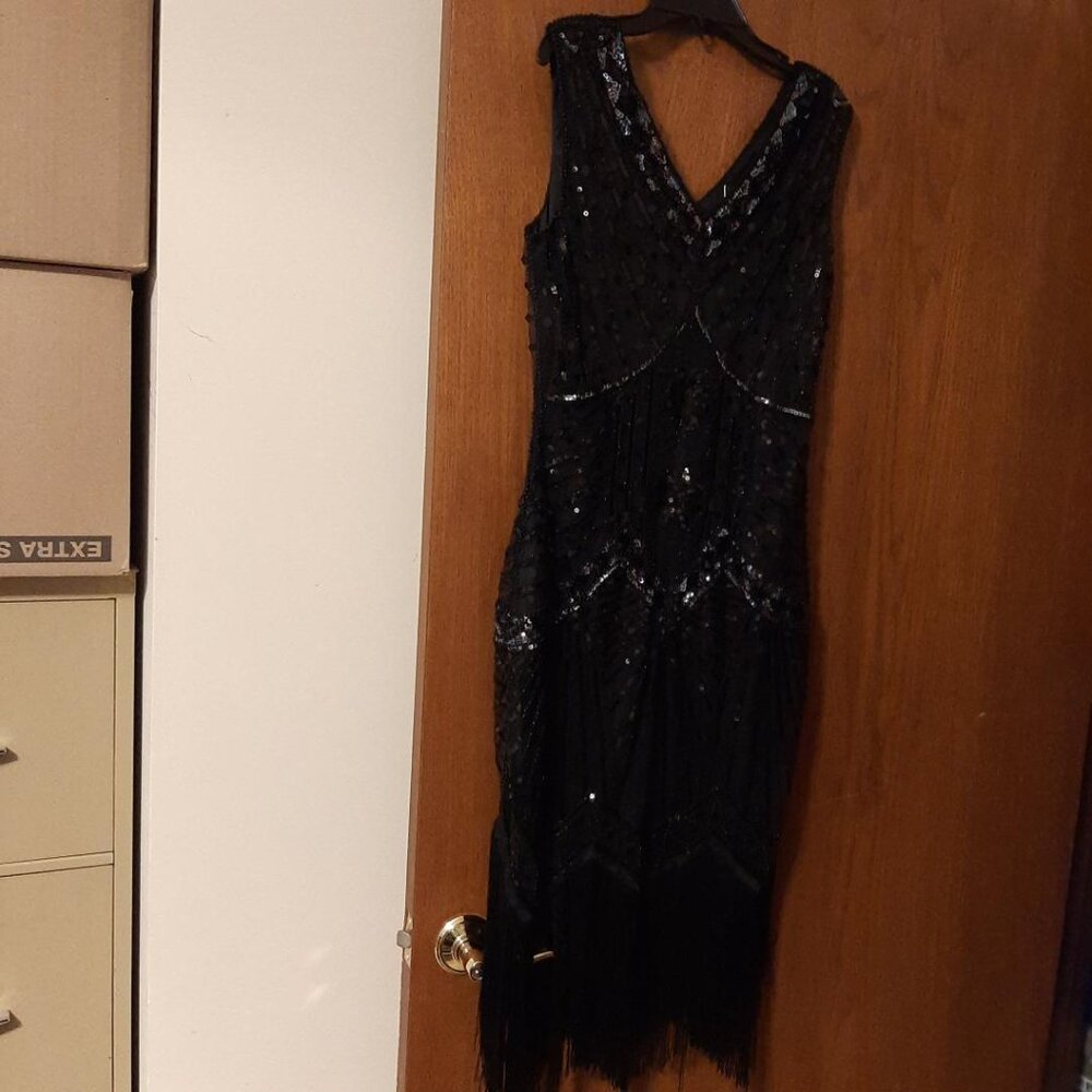 NEW ! 1920s Babeyond Gatsby Dress V Neck Black & Sequin Size M